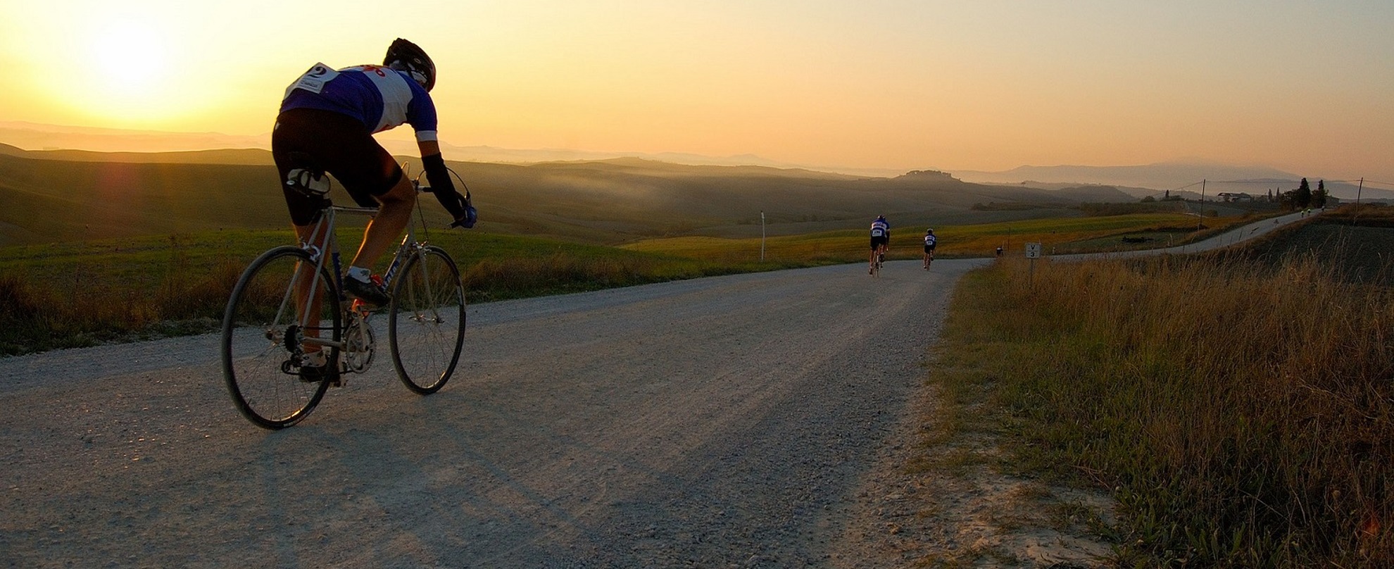 <span style="color:#ff0000">TUSCANY BIKE TOUR AND L'EROICA</span>